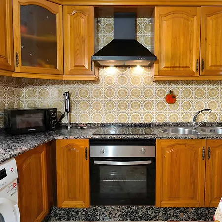 Casa Vacacional En Conil Centro Con Terraza Privada Solo Familias Y Parejas Conil De La Frontera